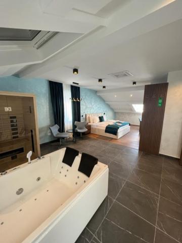 Hotel Palace San Valentino Umag Eksteriør billede